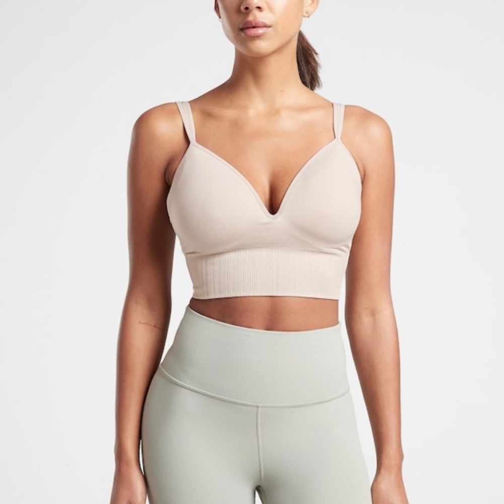 Athleta embrace bra D-DD